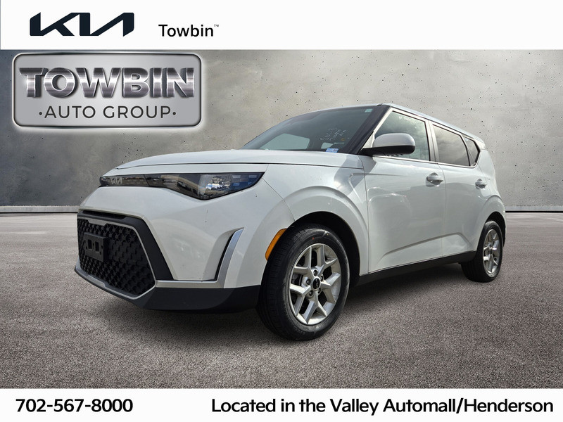 2024 Kia Soul LX's photo