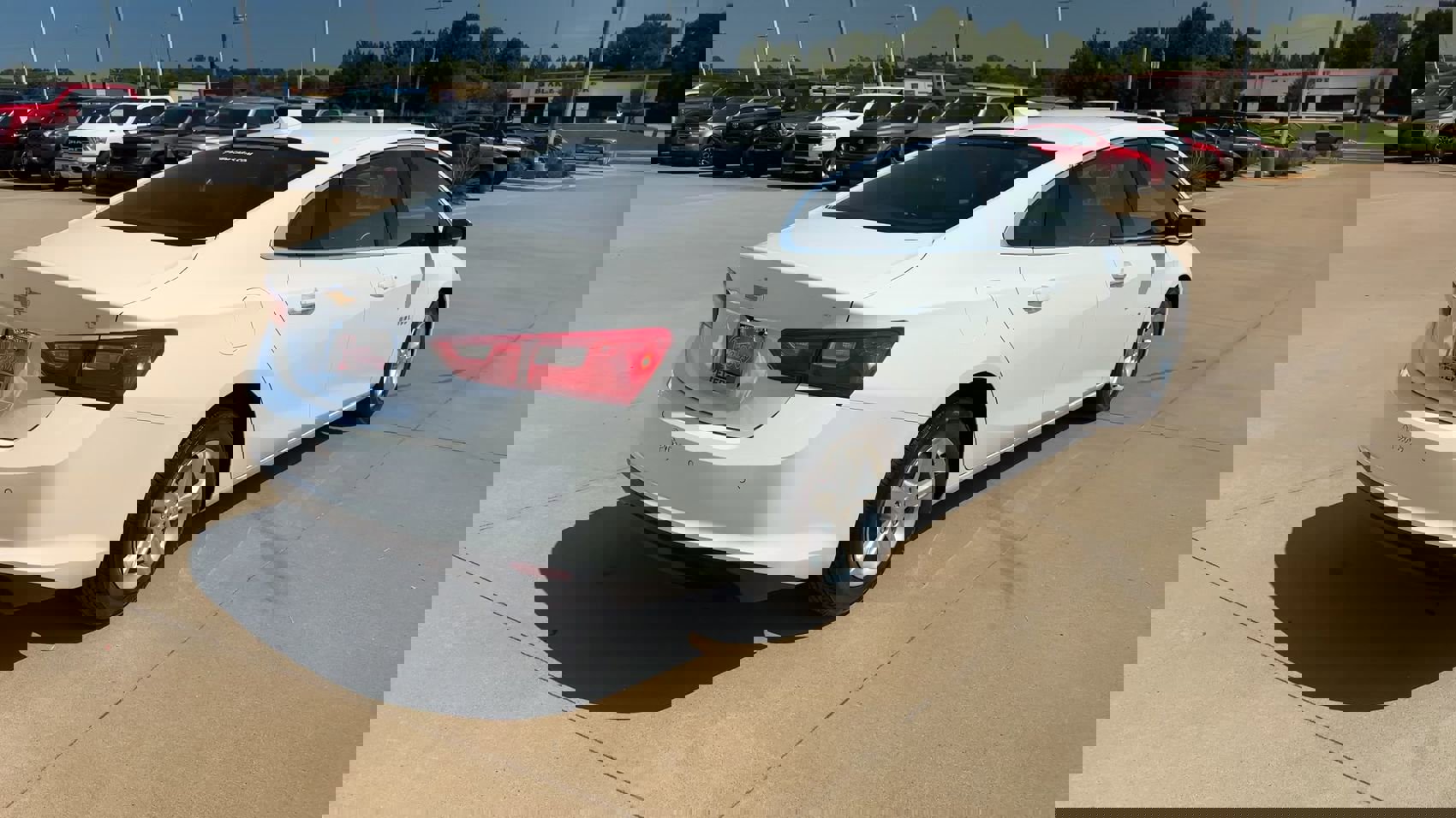 2024 Chevrolet Malibu 1LT photo 8