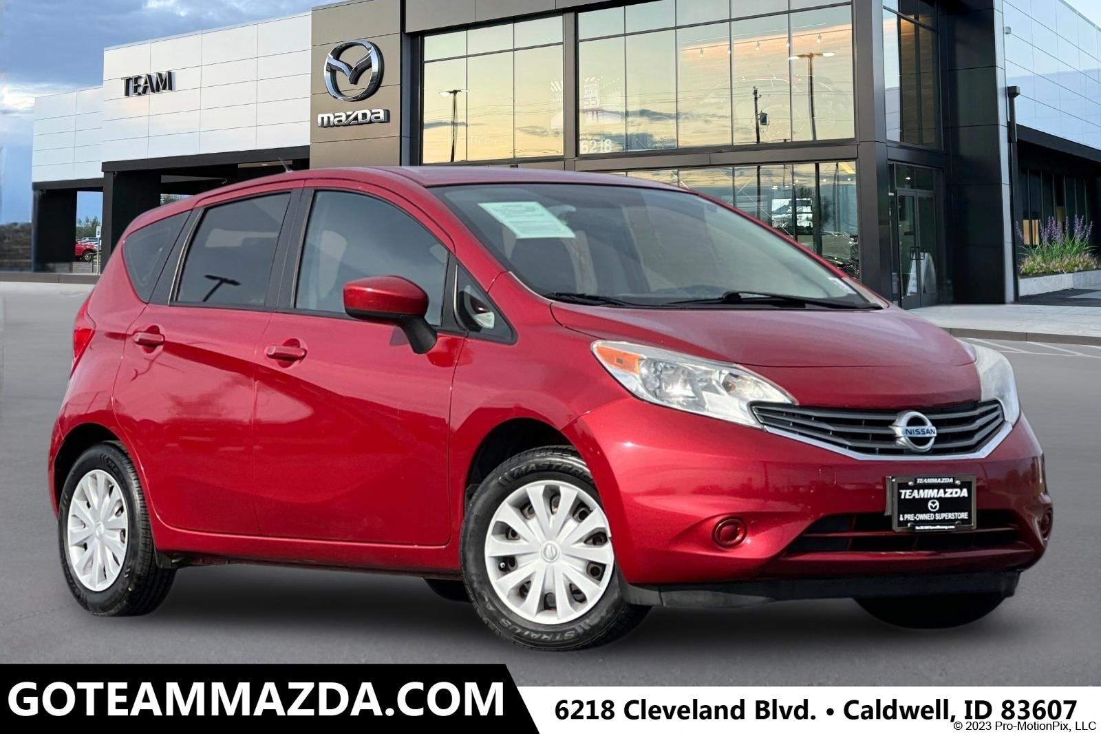 2015 Nissan Versa Note SV's photo