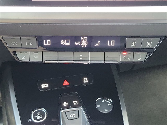2022 Audi Q4 E-tron Prestige photo 19