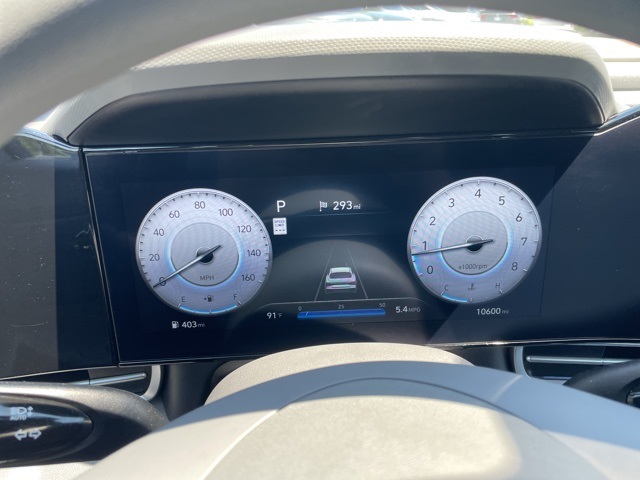 2024 Hyundai Elantra SEL photo 16