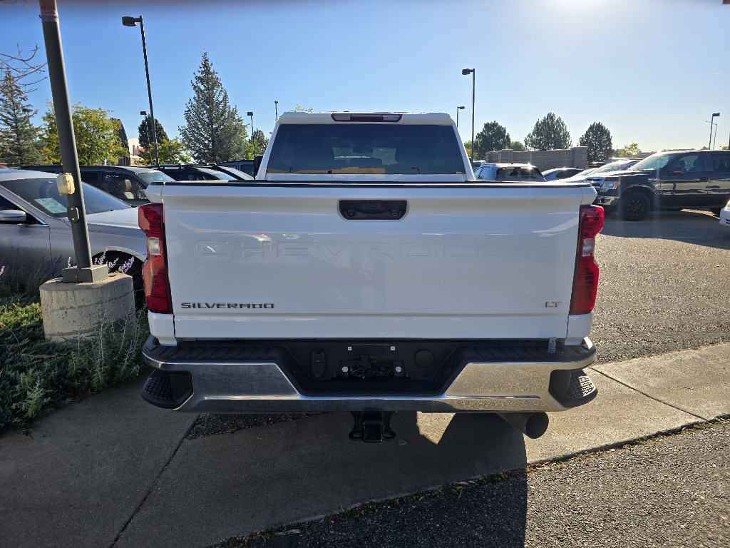 2024 Chevrolet Silverado 2500HD LT photo 3