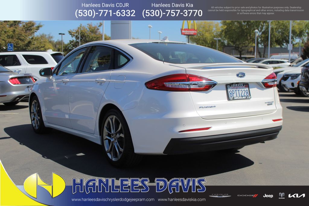 2020 Ford Fusion Hybrid Titanium photo 7