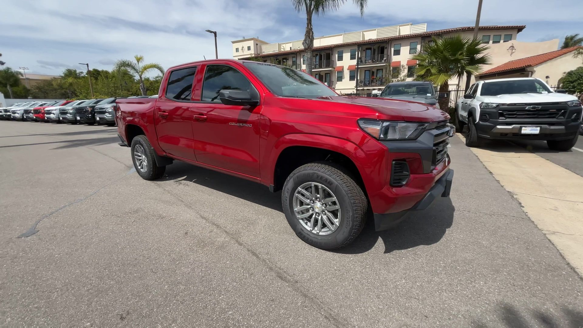 2025 Chevrolet Colorado Work Truck LT photo 2