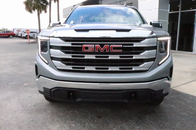 2025 Gmc Sierra 1500 SLE photo 3