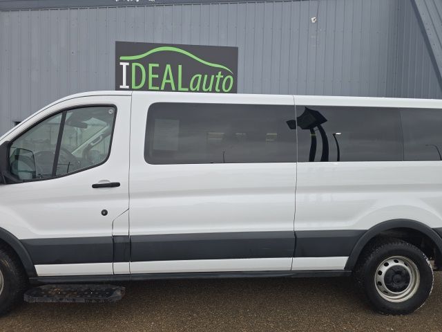 2016 Ford Transit XL's photo