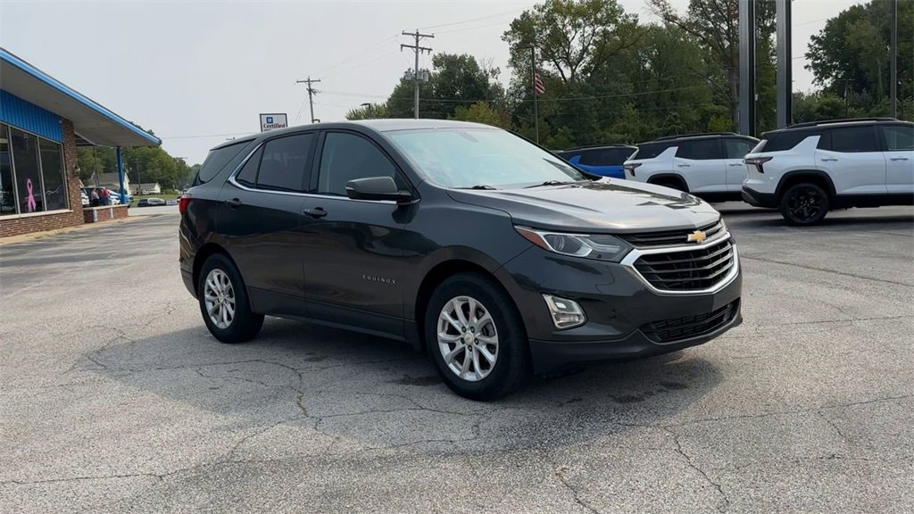 2018 Chevrolet Equinox LT photo 3