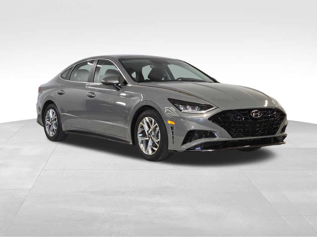 2023 Hyundai Sonata SEL Convenience N Line photo 3