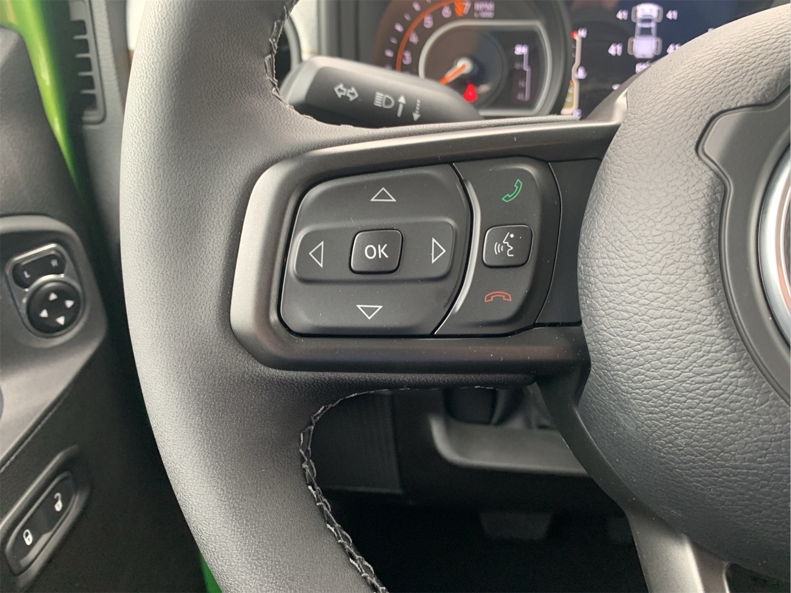2025 Jeep Gladiator Willys photo 14