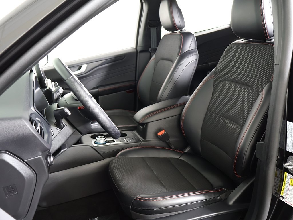 2025 Ford Escape Hybrid ST-Line Select photo 23