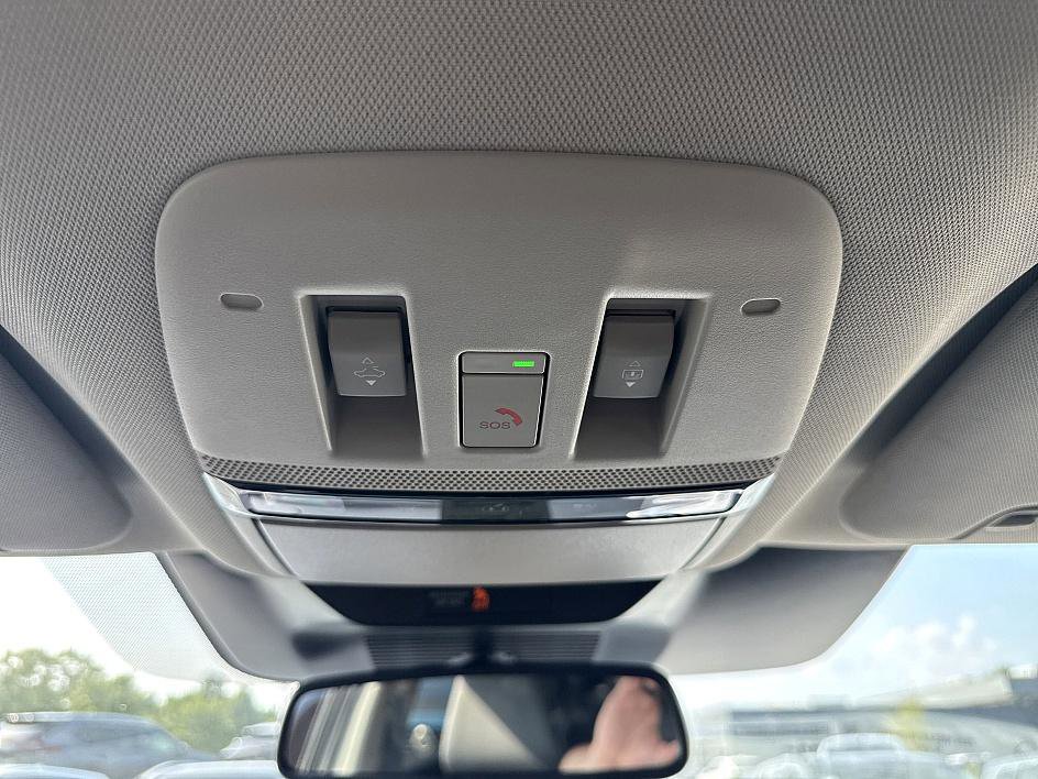 2025 Nissan Murano SL photo 18