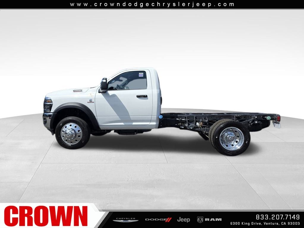 2026 Ram 5500 photo 8