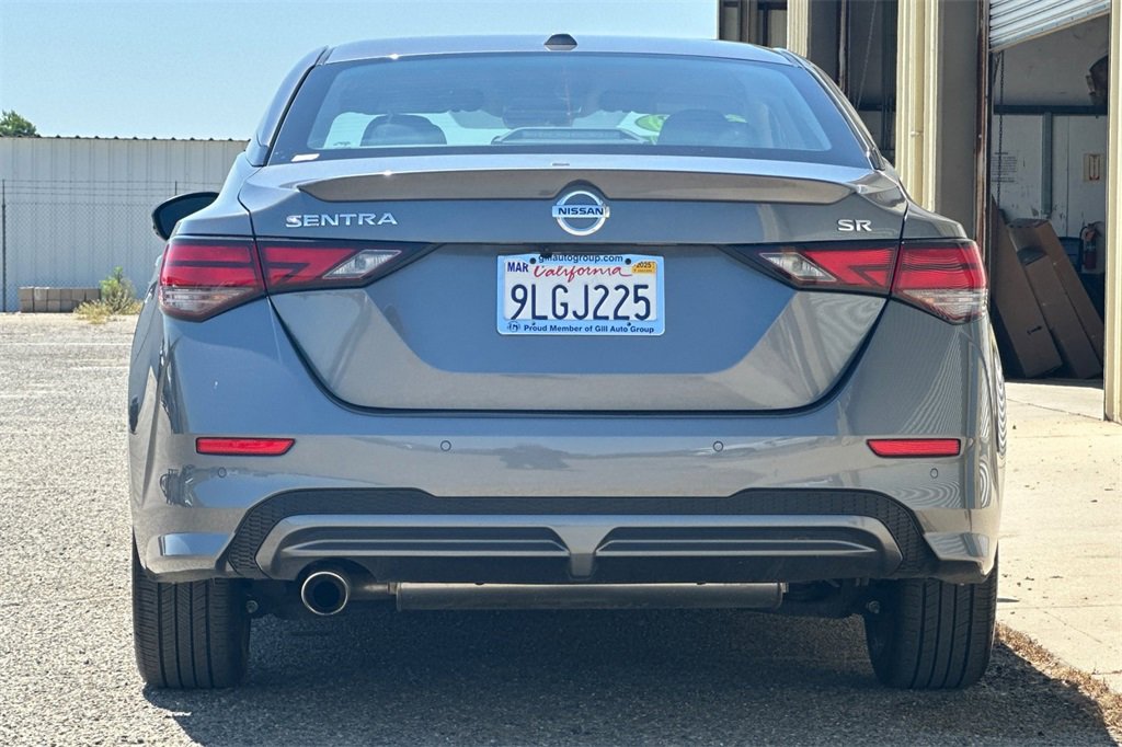 2023 Nissan Sentra SR photo 5