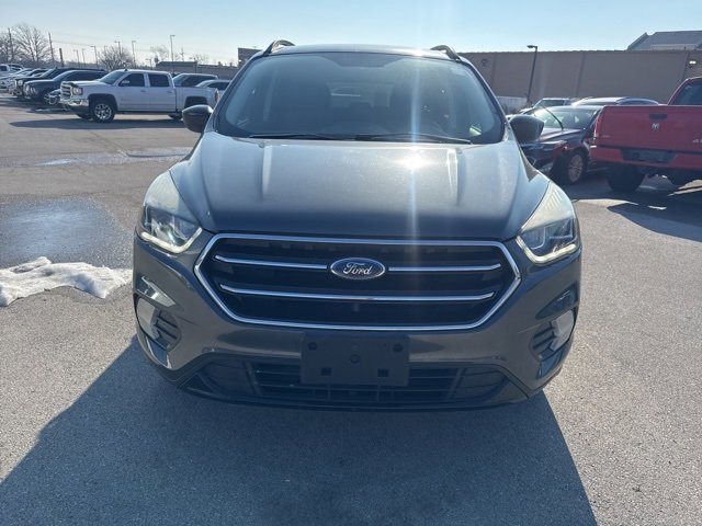 Used 2019 Ford Escape SE with VIN 1FMCU0GD0KUA04843 for sale in Bartlesville, OK