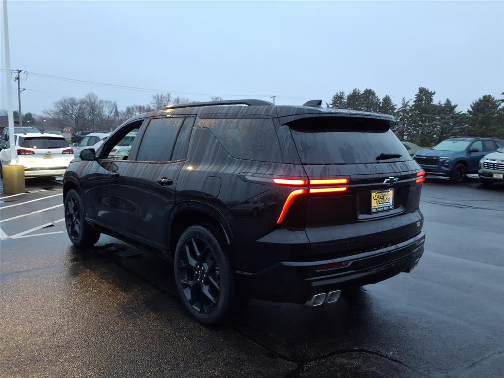 2026 Chevrolet Traverse RS photo 3