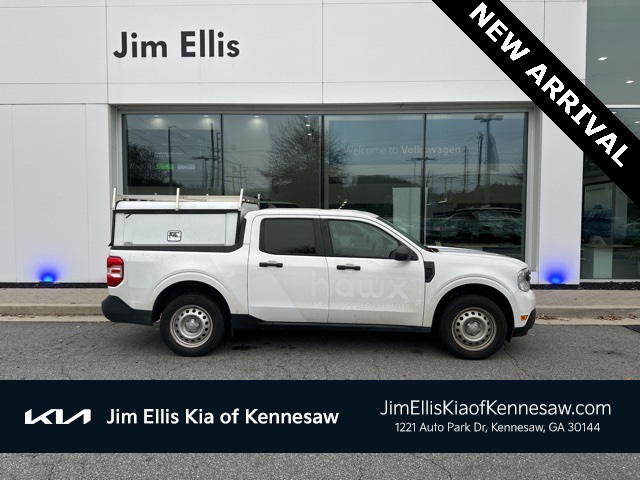 2023 Ford Maverick XL's photo