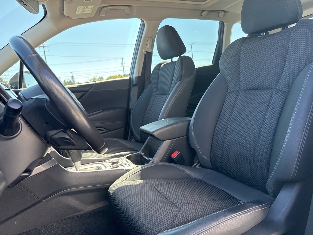 2020 Subaru Forester Premium photo 3