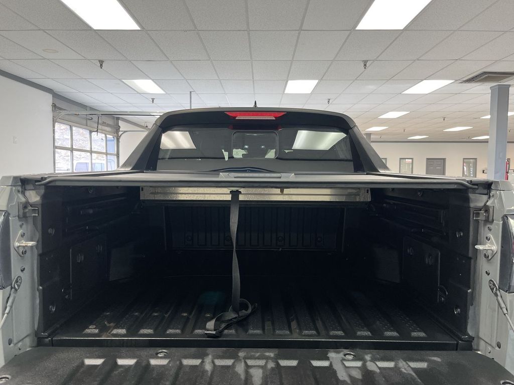 2023 Hyundai Santa Cruz SEL photo 2