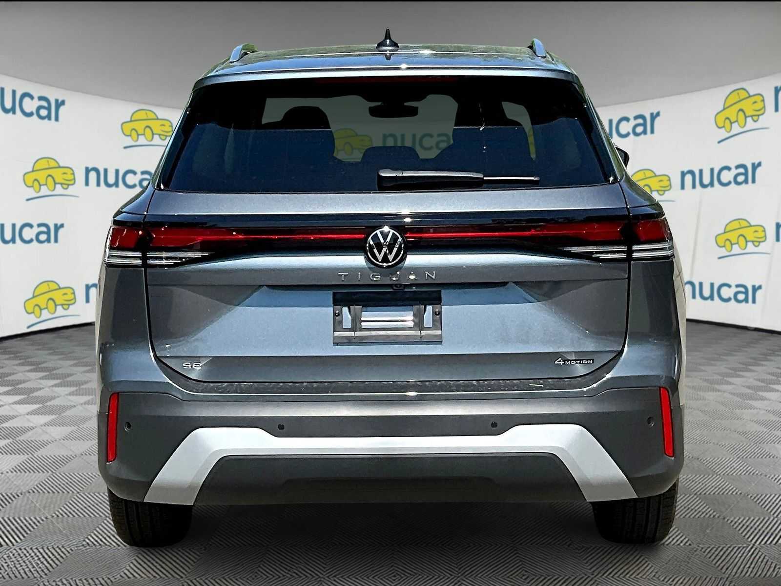 2025 Volkswagen Tiguan SE photo 3