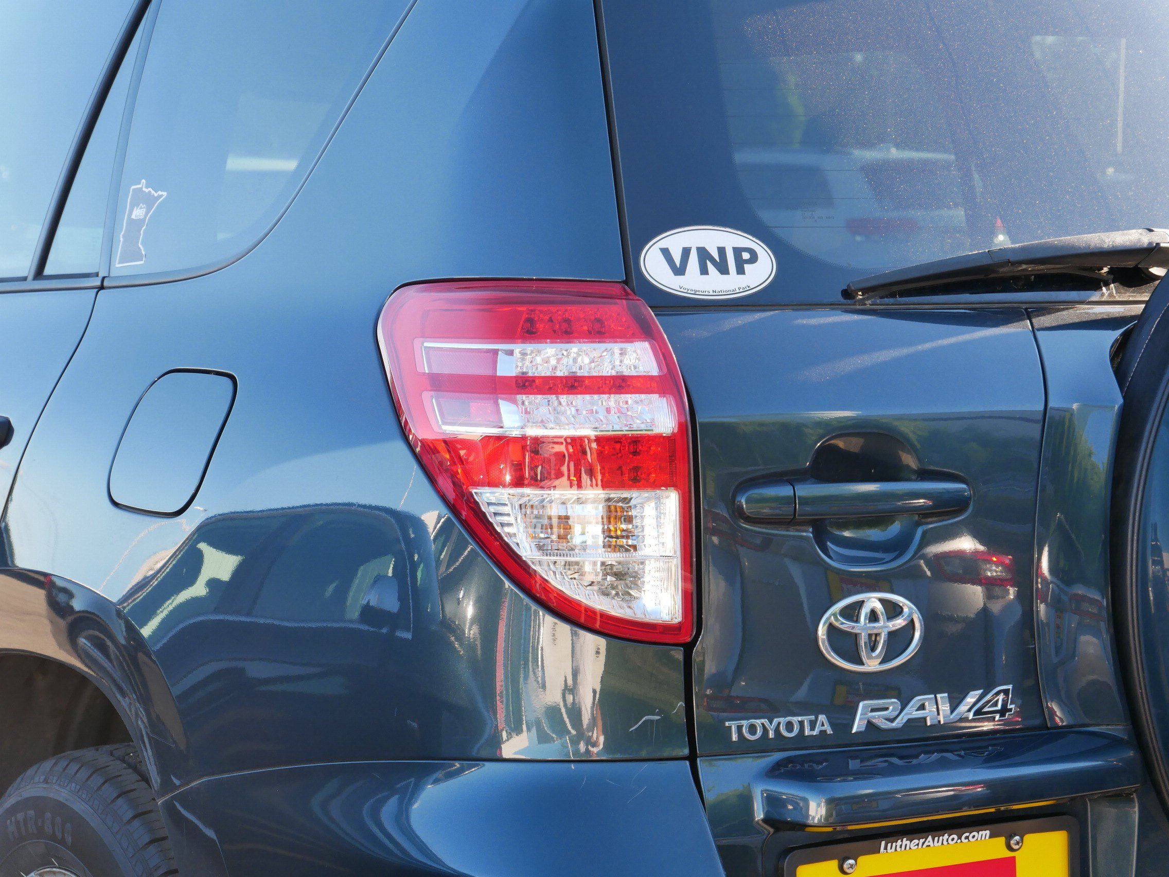 2010 Toyota RAV4 Sport photo 4
