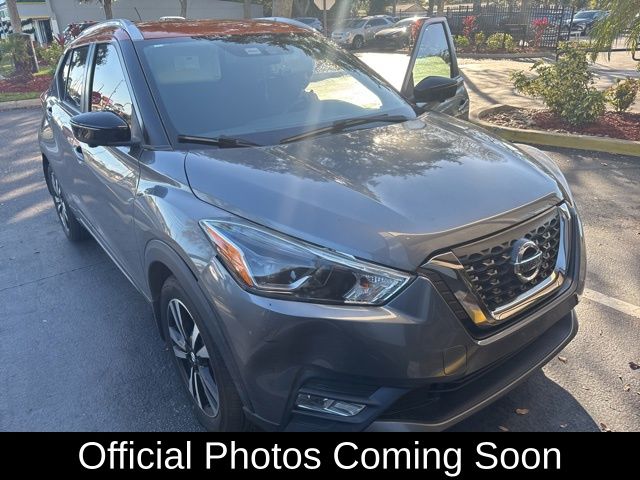2019 Nissan Kicks SR