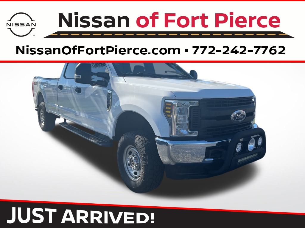 2019 Ford F-350 Super Duty XL's photo