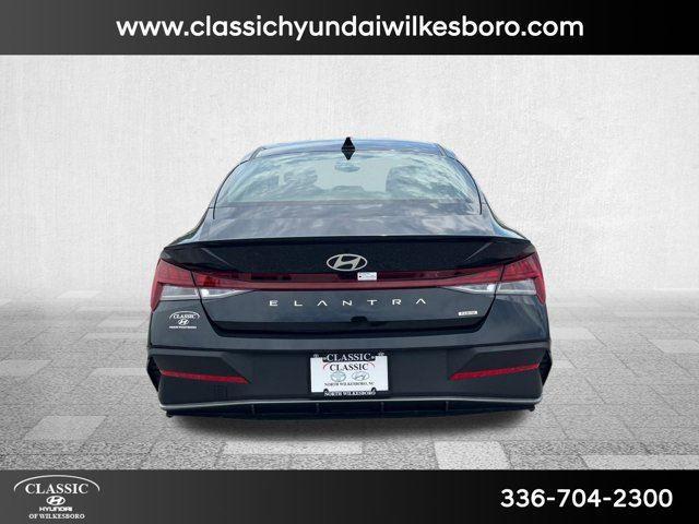 2025 Hyundai Elantra Hybrid SEL Sport photo 4