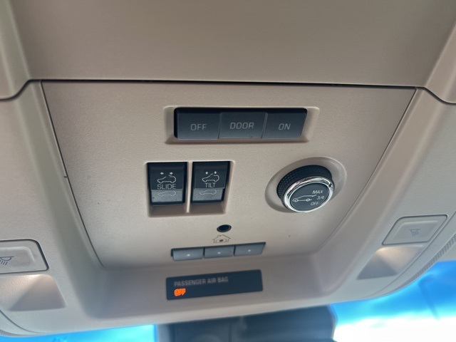 2018 Gmc Yukon Denali photo 9