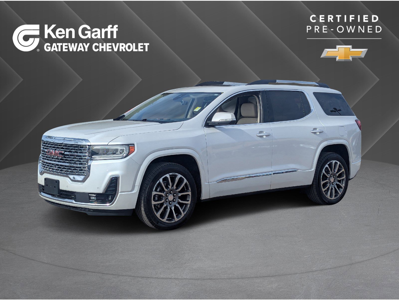 2021 GMC Acadia Denali's photo