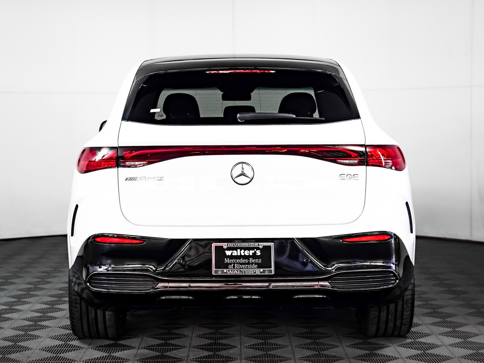 2025 Mercedes Benz EQE SUV AMG photo 8