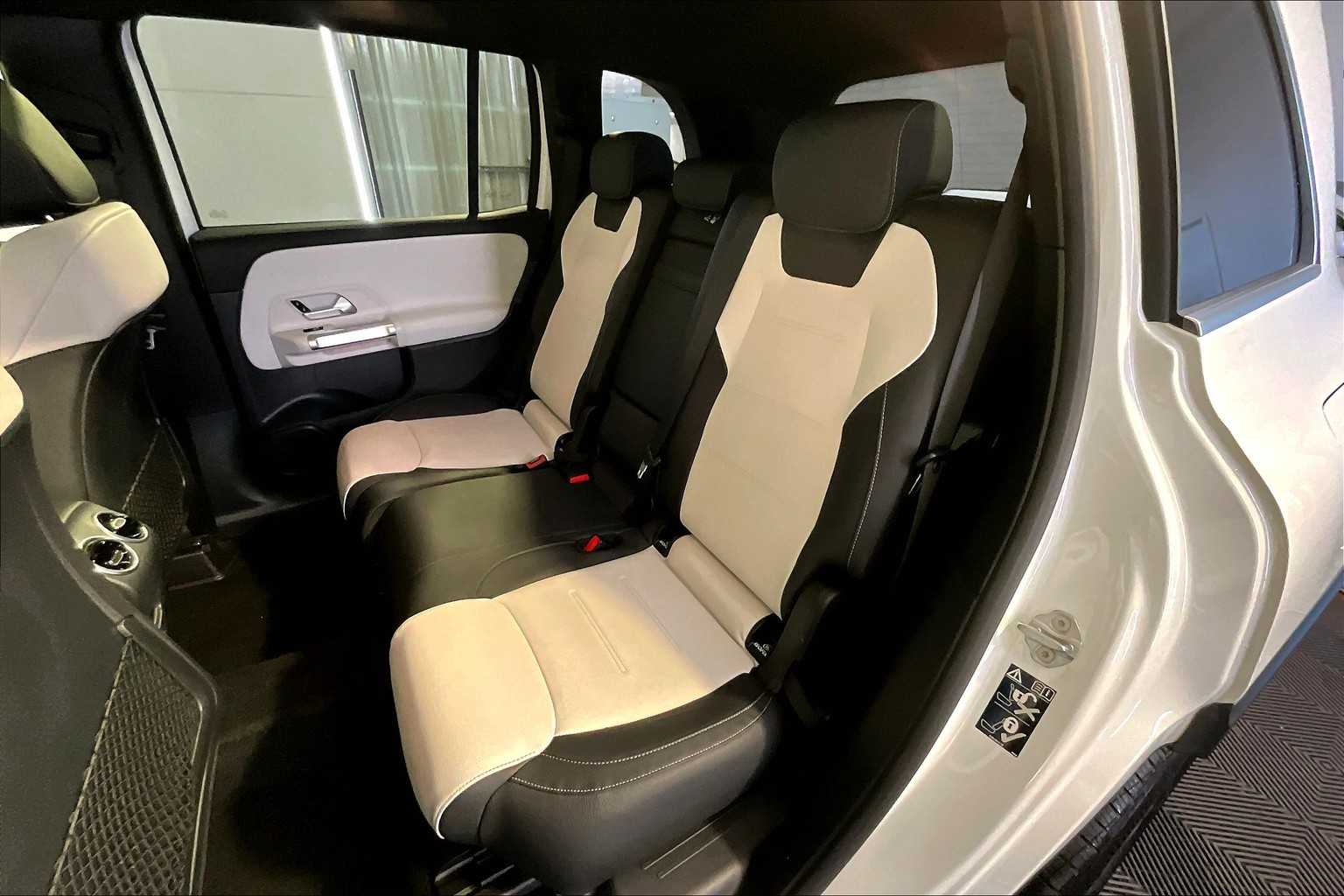 2022 Mercedes Benz GLB 250 4MATIC photo 20