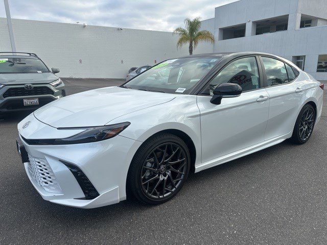 2025 Toyota Camry XSE photo 7
