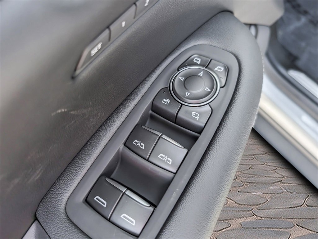 2025 Cadillac XT5 Sport photo 13