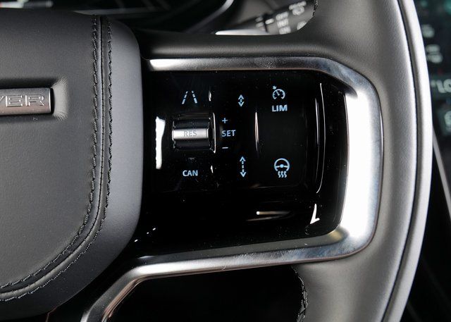 2025 Land Rover Range Rover Sport SE photo 16