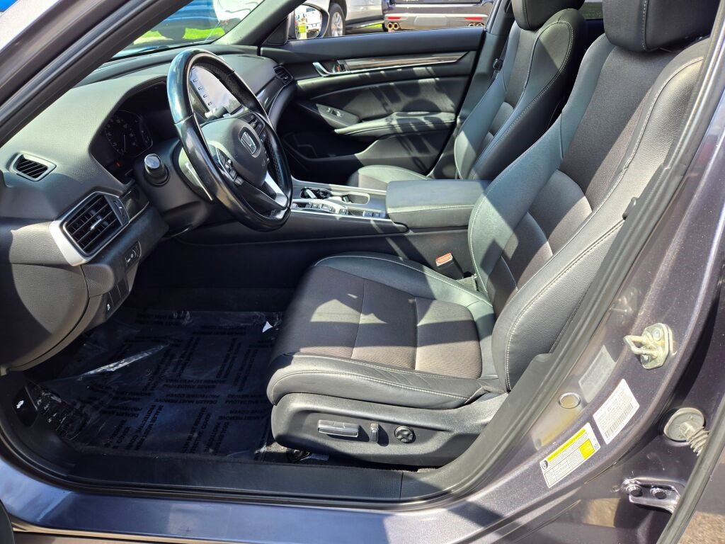 2020 Honda Accord Sport 2.0T photo 16