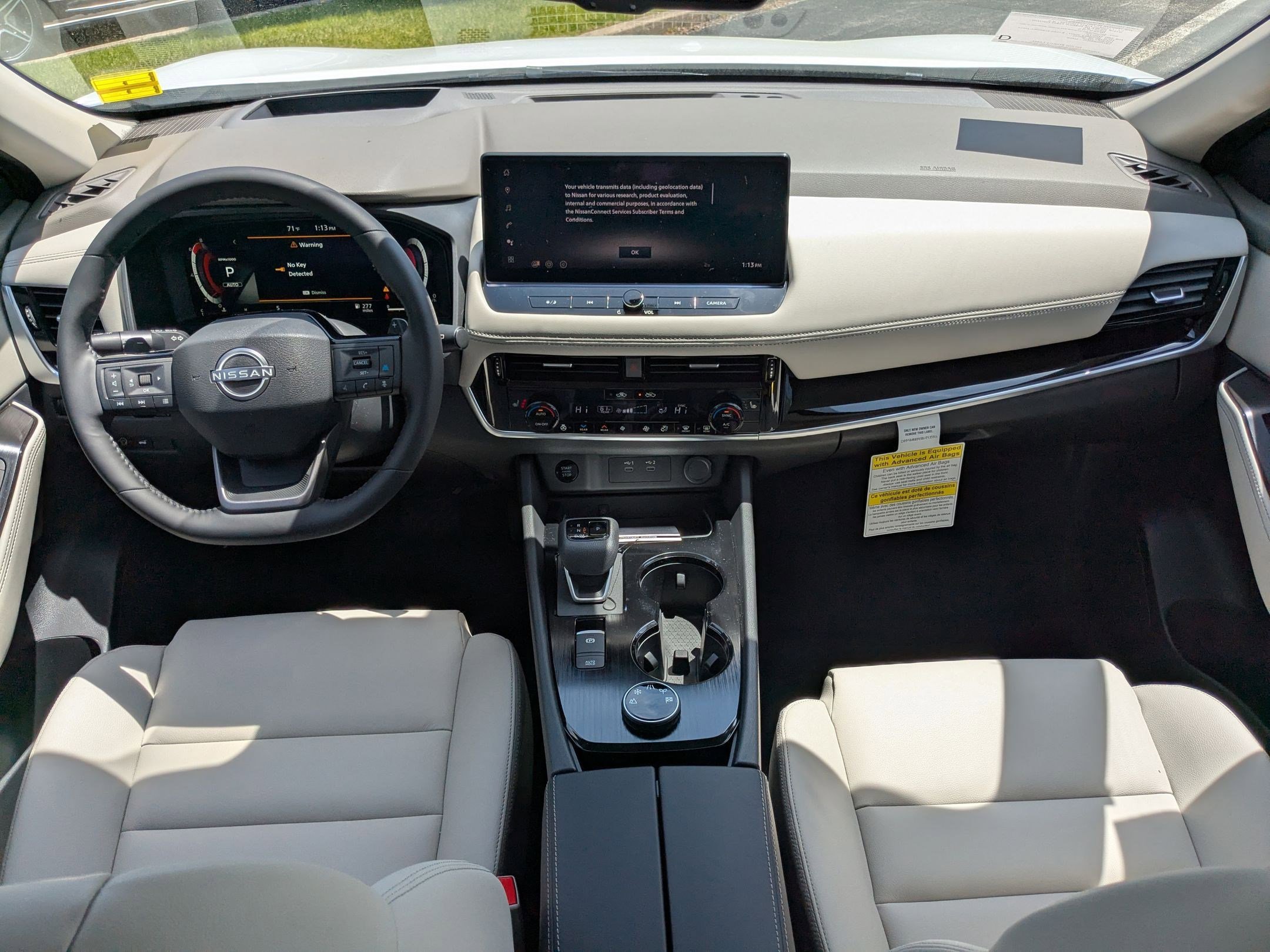 2025 Nissan Rogue SL photo 15