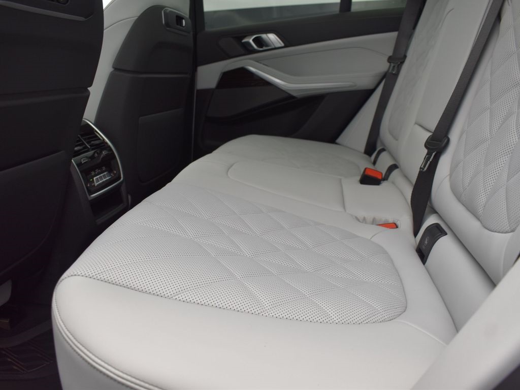 2026 Bmw X5 xDrive50e photo 15