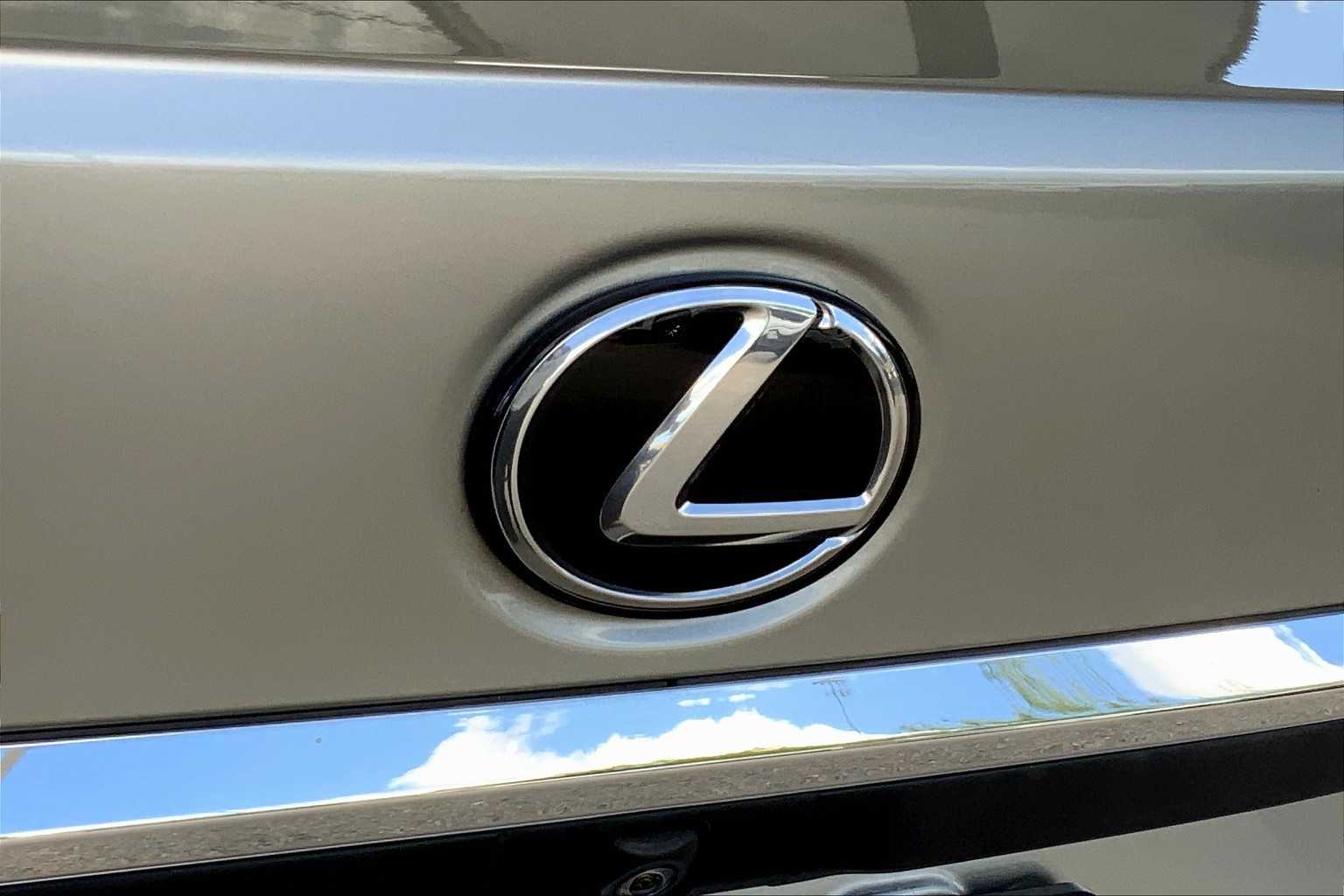 2019 Lexus ES 350 photo 27