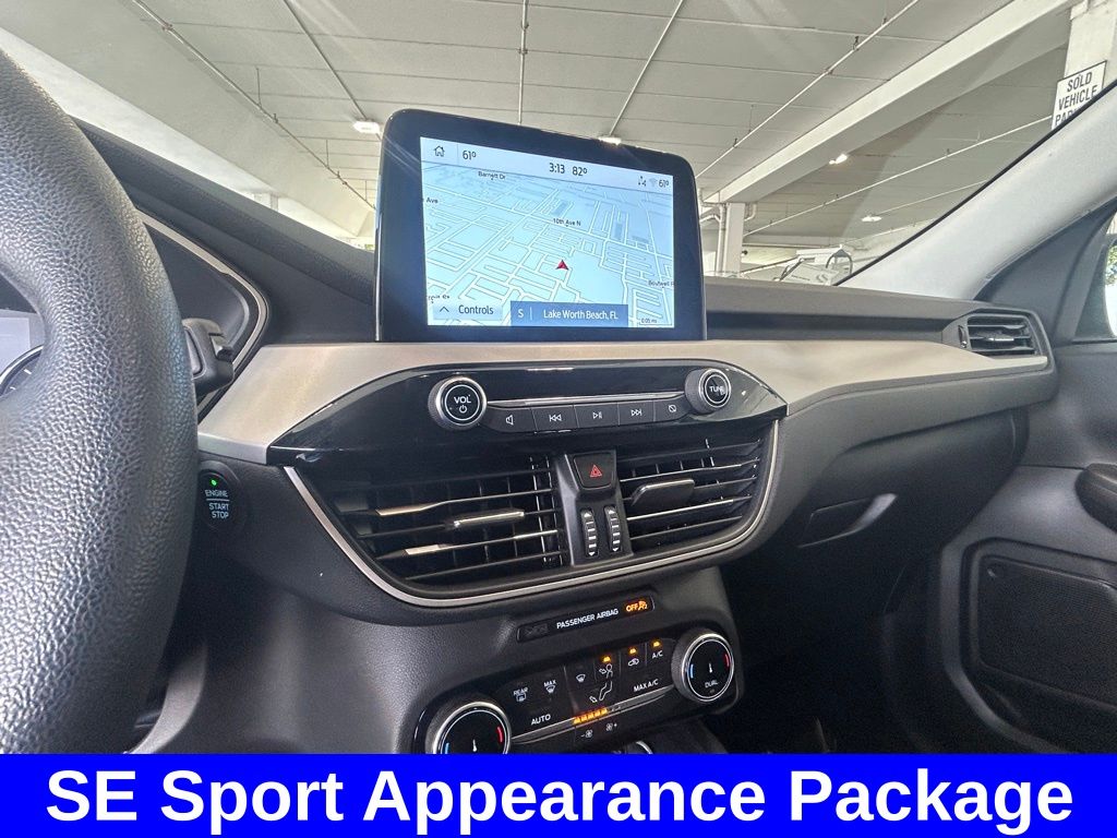 2022 Ford Escape SE Hybrid photo 10