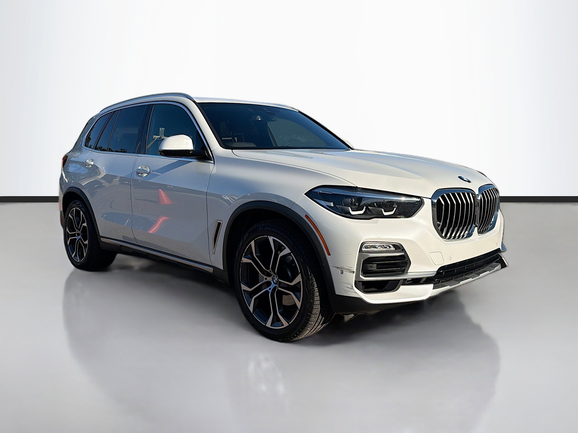 2021 BMW X5 40i's photo