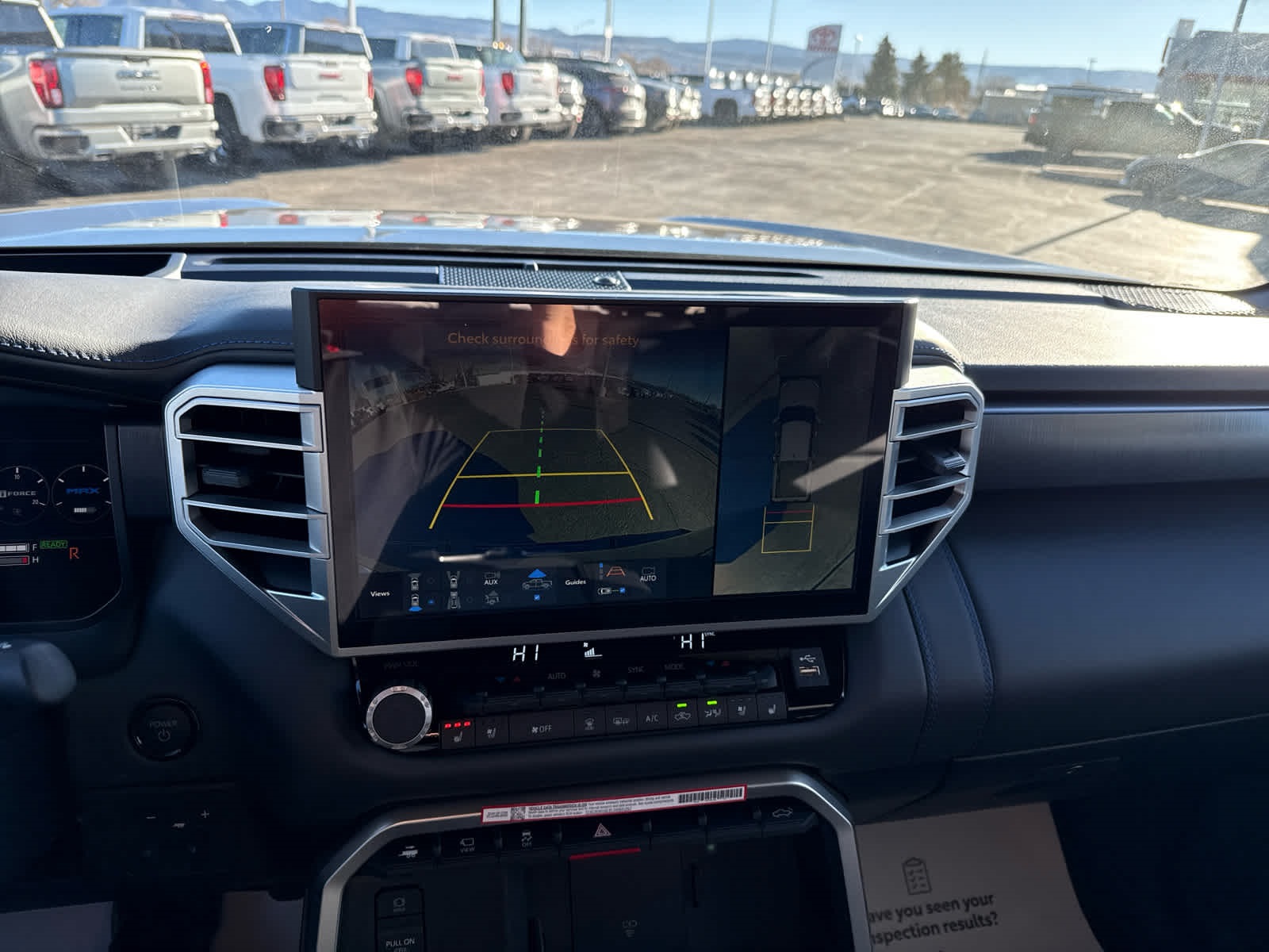 2025 Toyota Tundra Platinum CrewMax photo 18