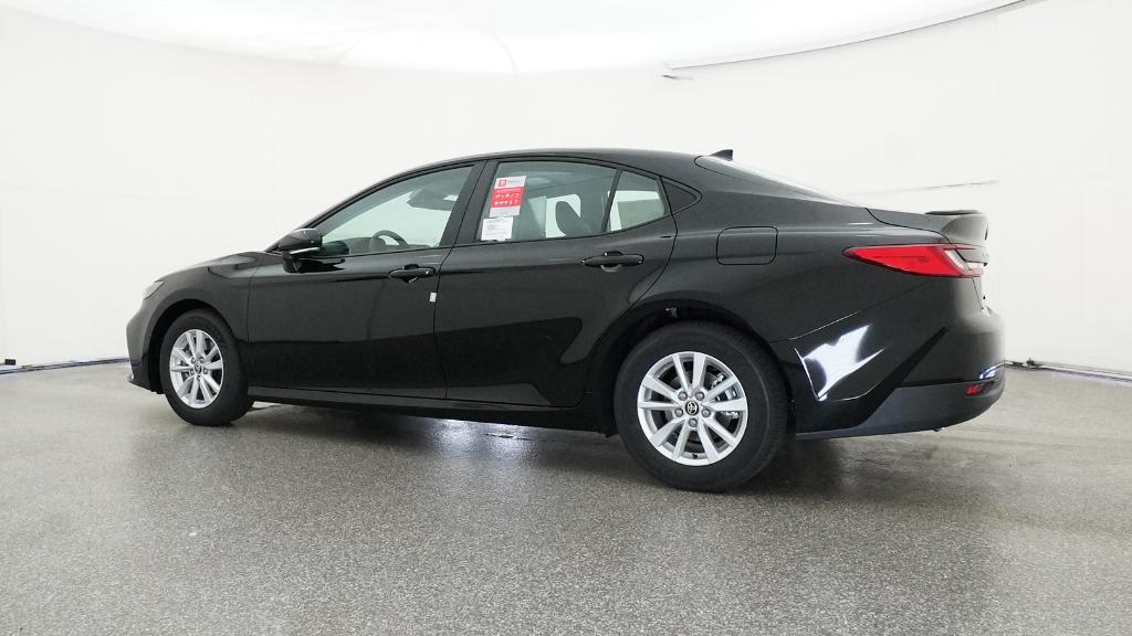 2026 Toyota Camry LE photo 12