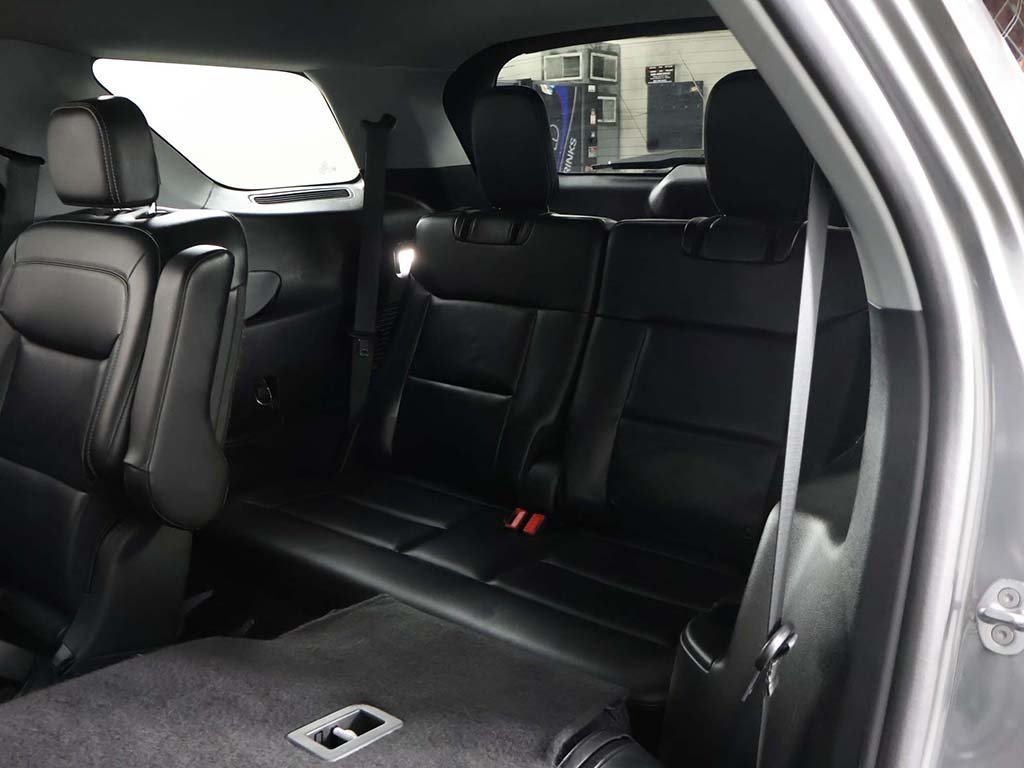 2021 Ford Explorer XLT photo 32