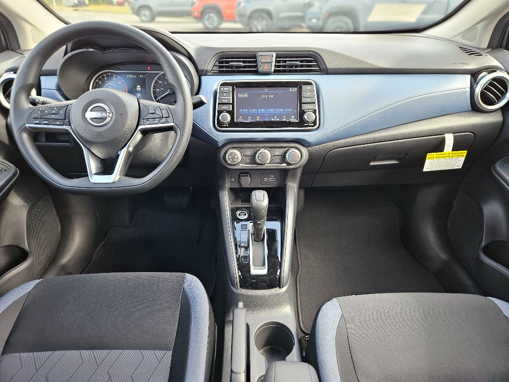 2025 Nissan Versa SV photo 12