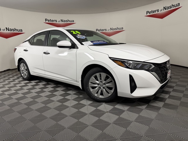 2024 Nissan Sentra S's photo
