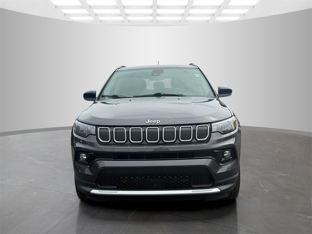 2022 Jeep Compass Limited photo 2