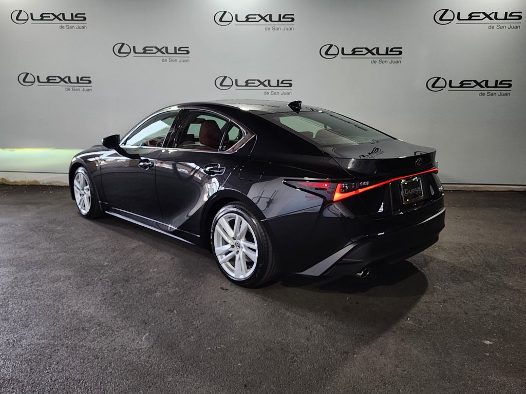 2025 Lexus IS 300 photo 7