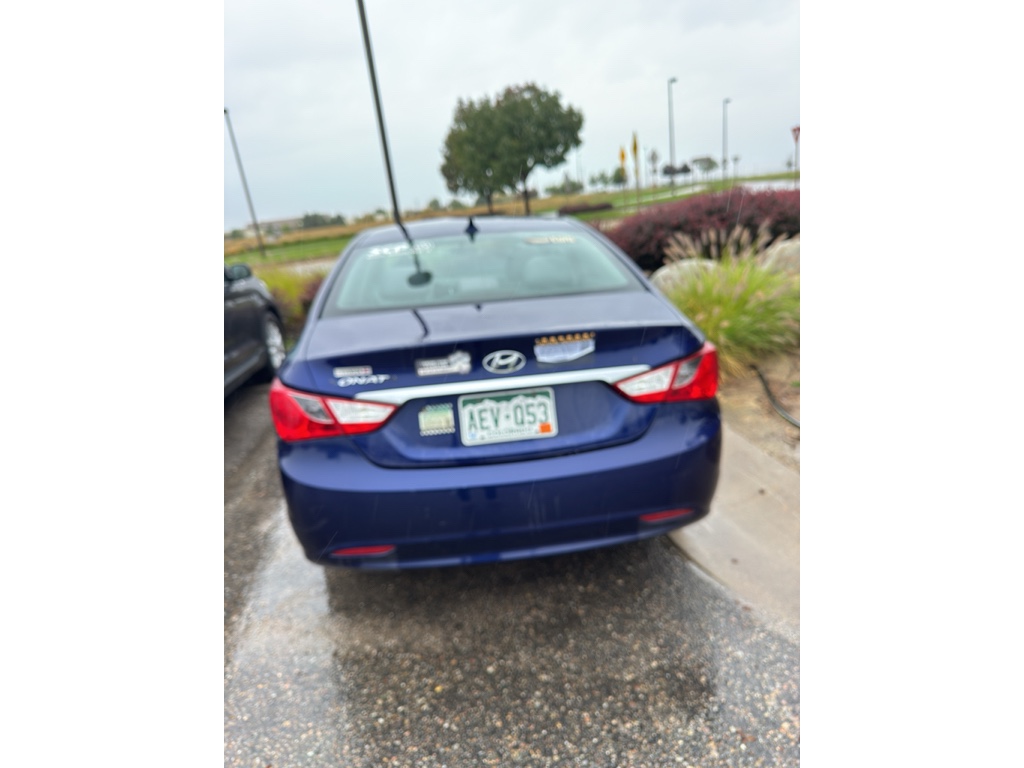 2011 Hyundai Sonata GLS photo 6
