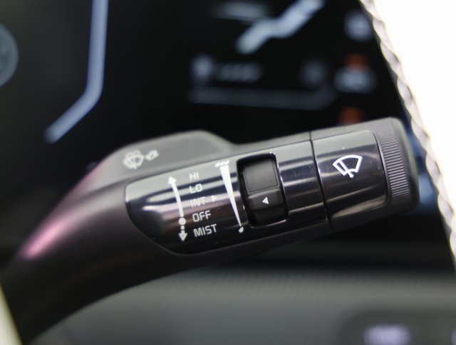 2025 Kia K4 GT-Line photo 20