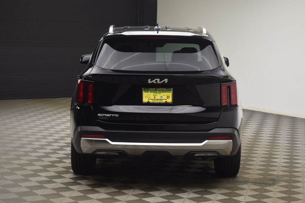 2025 Kia Sorento EX photo 6
